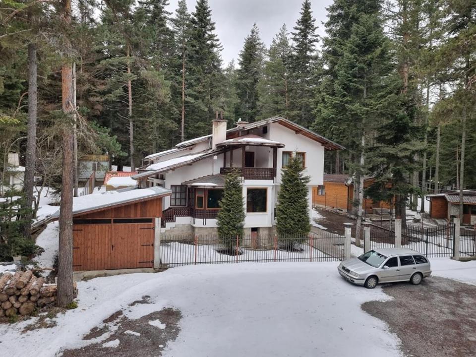 Вила Пенчеви, Кк. Цигов Чарк المظهر الخارجي الصورة